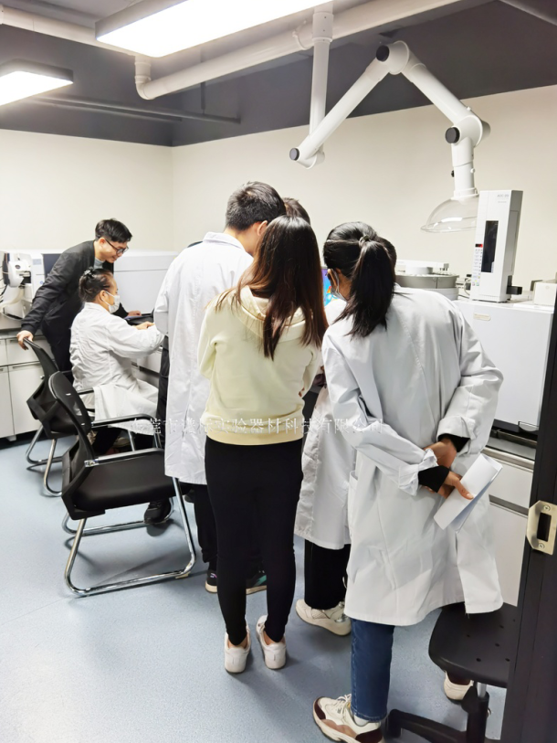 安捷伦三重四级杆液相质谱联用仪6460+1290/岛津质谱联用仪TQ8030在惠州成功安装验收