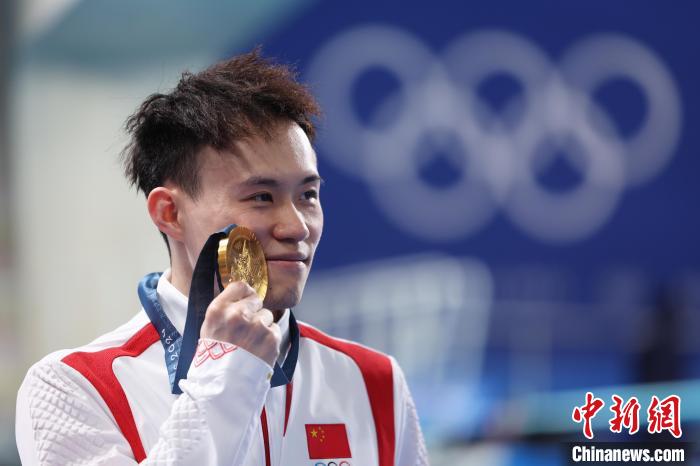 巴黎奥运谢思埸跳水三米板卫冕 中国跳水队收获