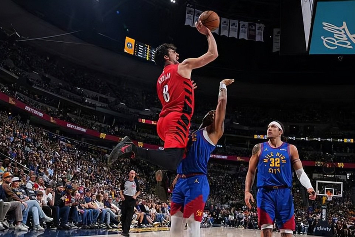 阿夫迪亚23+6+14难救主 开拓者惨败掘金